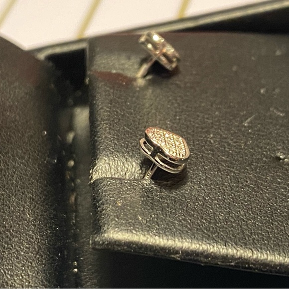 10K White Gold Valentine's Day Heart Shaped Studs - Picture 3 of 10